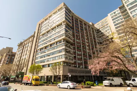 3410 N Lake Shore Dr #10G, Chicago, IL 60657