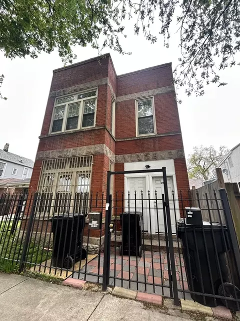 4850 S Princeton Ave, Chicago, IL 60609