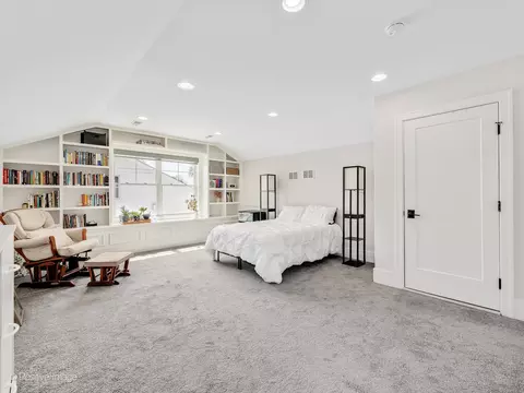 Bedroom - 554 Forest Ave, River Forest, IL 60305 photo 5 of 5