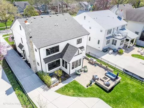 Exterior - 554 Forest Ave, River Forest, IL 60305 photo 12 of 22