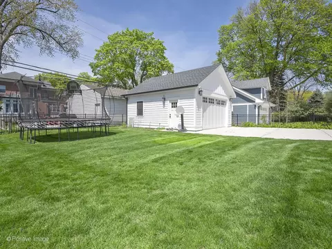 Exterior - 554 Forest Ave, River Forest, IL 60305 photo 15 of 22