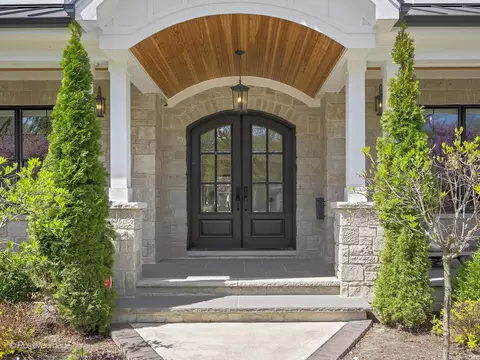 Exterior - 554 Forest Ave, River Forest, IL 60305 photo 2 of 22