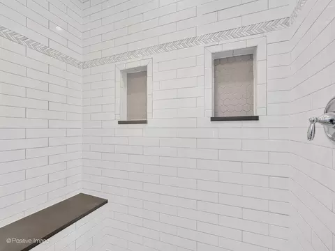 Bath - 554 Forest Ave, River Forest, IL 60305 photo 7 of 13