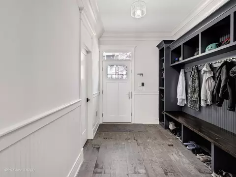 Entry Way - 554 Forest Ave, River Forest, IL 60305 photo 2 of 2