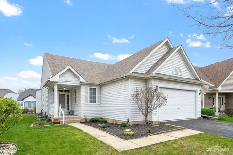 216 Fairwind Dr, Montgomery, IL 60538
