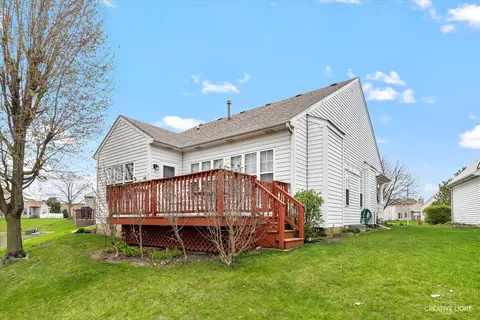 216 Fairwind Dr, Montgomery, IL 60538 photo 2