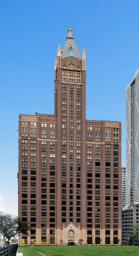680 N Lake Shore Dr #1105, Chicago, IL 60611