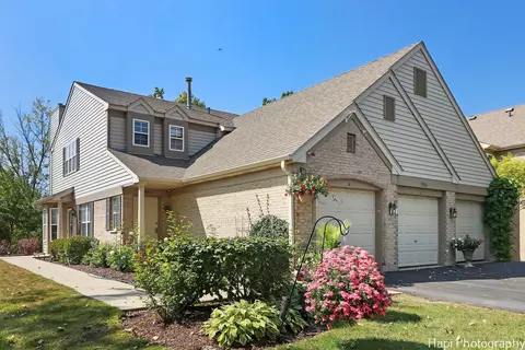 1955 Heron Ave #A, Schaumburg, IL 60193