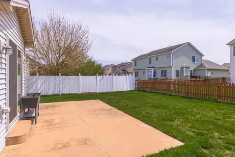 Exterior - 3161 Butterfly Dr, Normal, IL 61761 photo 18 of 18
