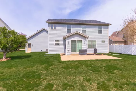 Exterior - 3161 Butterfly Dr, Normal, IL 61761 photo 17 of 18