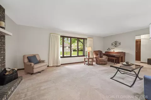 0 N375 Silverleaf Blvd, Wheaton, IL 60187 photo 4