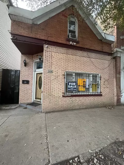 2436 S Albany Ave, Chicago, IL 60623
