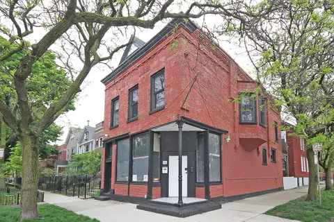 1100 W Wolfram St, Chicago, IL 60657
