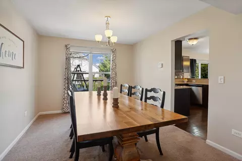 Dining - 5275 Eaglewood Ct, Plainfield, IL 60586 photo 1 of 2