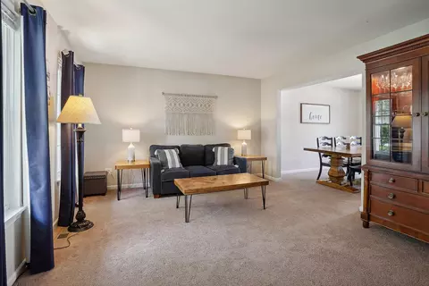 Living - 5275 Eaglewood Ct, Plainfield, IL 60586 photo 1 of 8