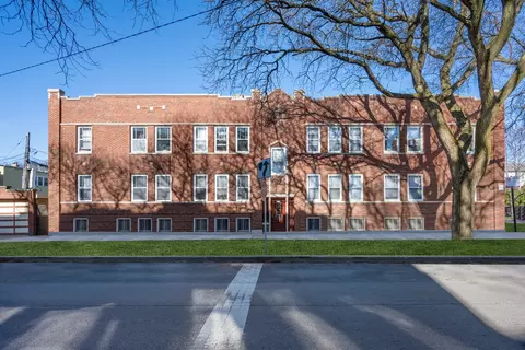 5014 N Rockwell St, Chicago, IL 60625