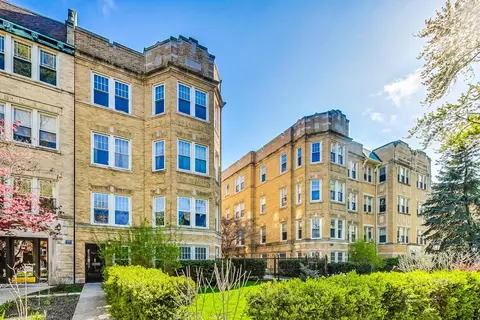 1353 W Greenleaf Ave #1F, Chicago, IL 60626
