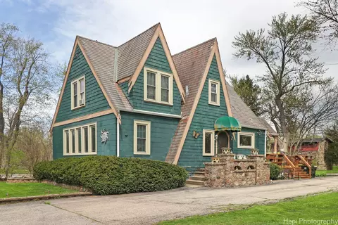 35695 N Lake Dr, Ingleside, IL 60041