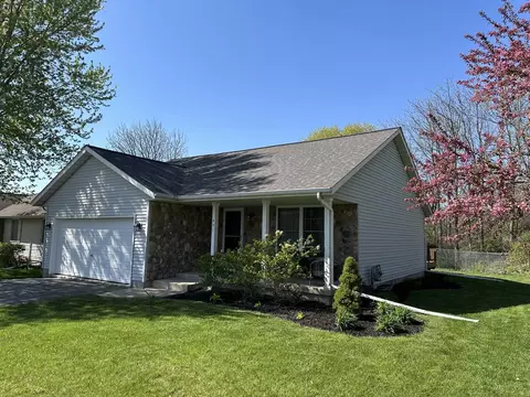 601 Tyler St, Genoa, IL 60135