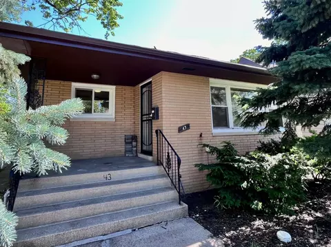 43 Waltham St, Calumet City, IL 60409