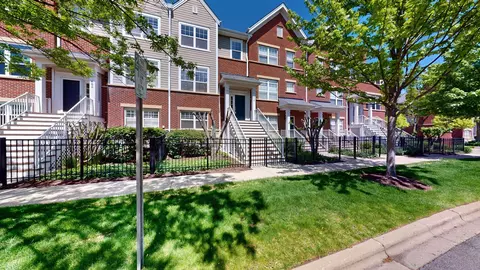 456 W Wood St, Palatine, IL 60067