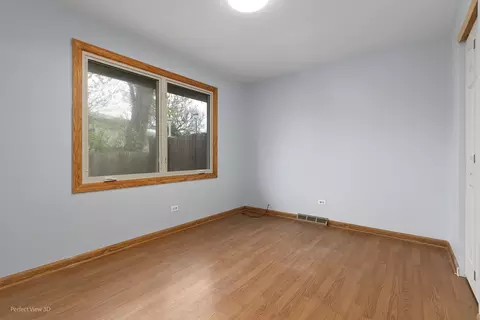 4911 Forest Ct, Oak Forest, IL 60452 photo 11