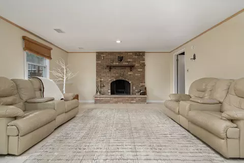 4911 Forest Ct, Oak Forest, IL 60452 photo 10