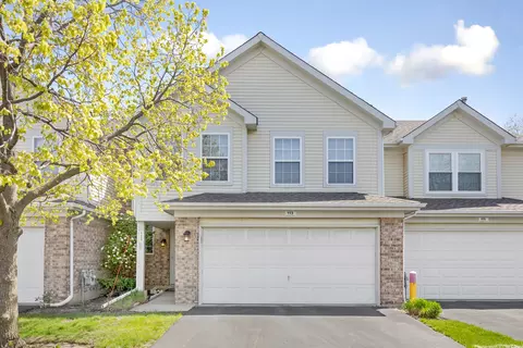 113 Cambrian Ct, Roselle, IL 60172