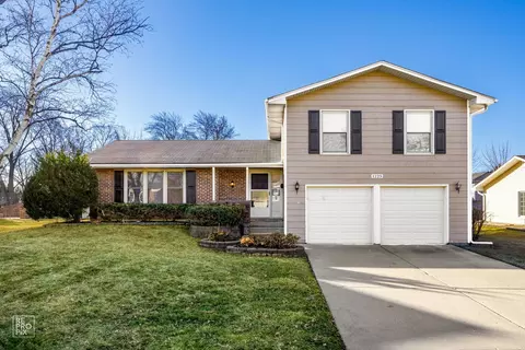 1225 Newcastle Ln, Hoffman Estates, IL 60169
