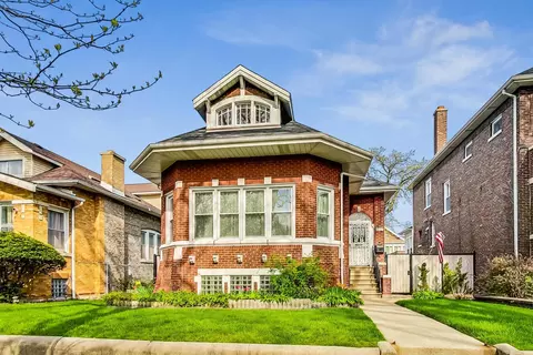 8153 S Rhodes Ave, Chicago, IL 60619