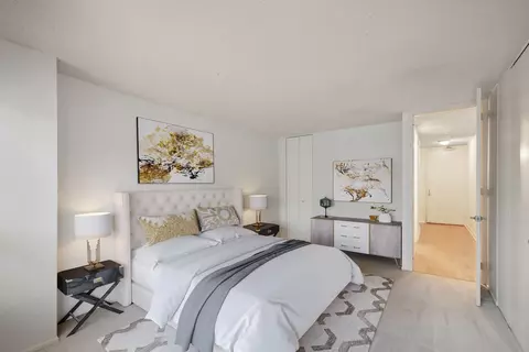 Bedroom - 30 E Huron St #1809, Chicago, IL 60611 photo 2 of 3