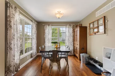 Dining - 7739 Lakewood Rd, Weldon, IL 61882 photo 1 of 1