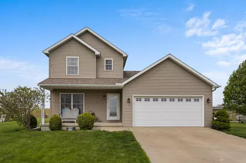 7739 Lakewood Rd, Weldon, IL 61882