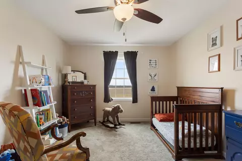 Bedroom - 7739 Lakewood Rd, Weldon, IL 61882 photo 6 of 6