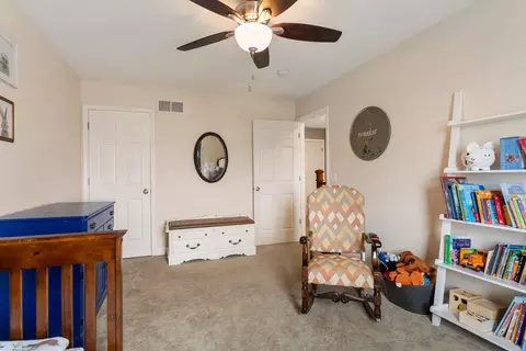 Living - 7739 Lakewood Rd, Weldon, IL 61882 photo 3 of 3