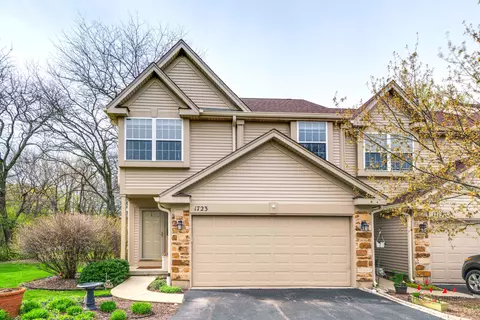 1723 Maplewood Ct, Grayslake, IL 60030