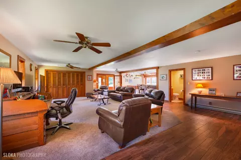 2401 W Wright Rd, Prairie Grove, IL 60012 photo 19