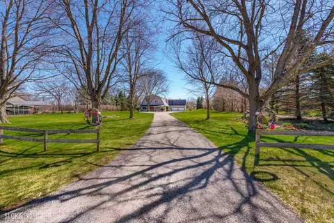 2401 W Wright Rd, Prairie Grove, IL 60012 photo 52