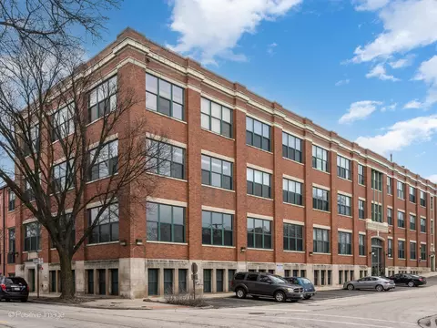 601 Linden Pl #108, Evanston, IL 60202
