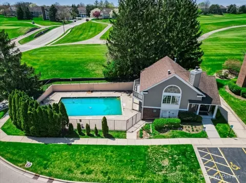 Exterior - 953 Interloch Ct, Algonquin, IL 60102 photo 15 of 16