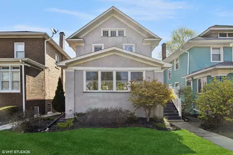 734 S Humphrey Ave, Oak Park, IL 60304