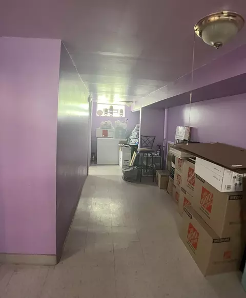 Entry Way - Undisclosed, Broadview, IL 60155 photo 1 of 1