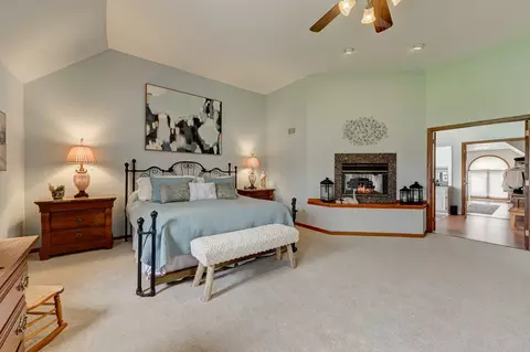 Bedroom - 213 Miller St, Beecher, IL 60401 photo 2 of 6