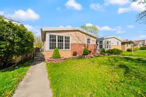9228 S Emerald Ave, Chicago, IL 60620