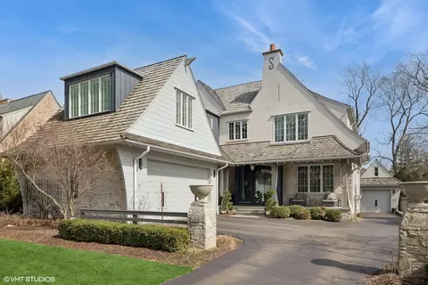 833 S Oak St, Hinsdale, IL 60521