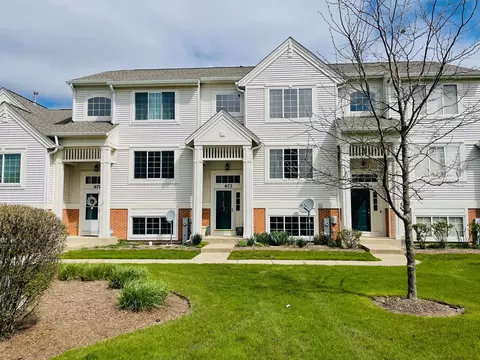 673 S Parkside Dr, Round Lake, IL 60073