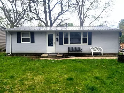 1608 Keesler Dr, Rantoul, IL 61866