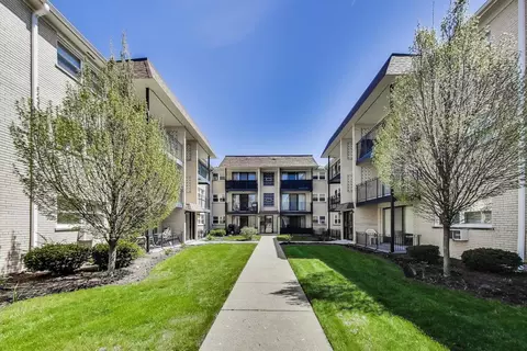 6549 N Harlem Ave #1E, Chicago, IL 60631