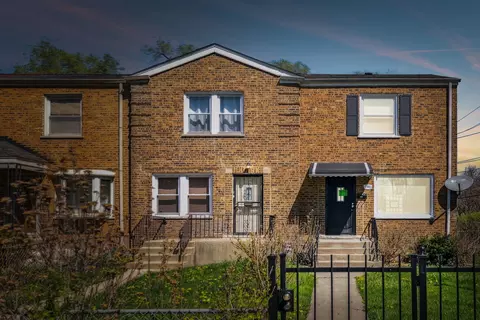 746 E 105th St, Chicago, IL 60628 photo 1