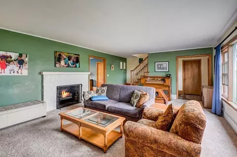 621 Van St, Elgin, IL 60123 photo 6